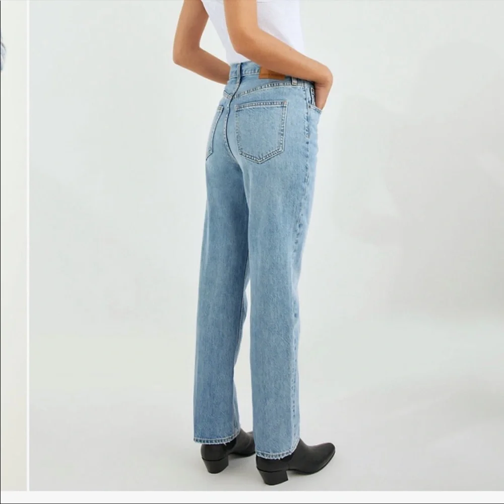 Aritzia Denim Forum The Nina Stovepipe in Tequila Lightly Distressed Long Jeans - Picture 7 of 14